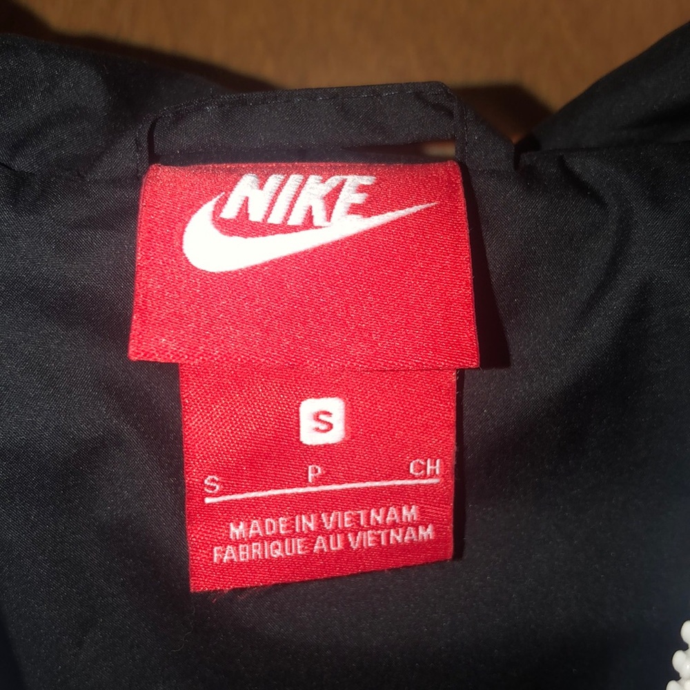 Nike Jacket - Picture 2 of 2